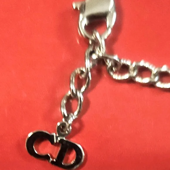 DIOR HANGING CD SILVER NECKLACE